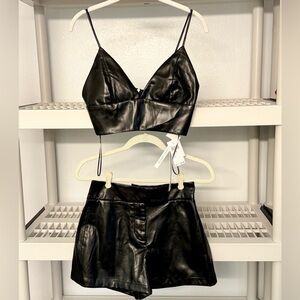 NWT House of Harlow 1960 Vegan Leather Shorts Crop Top 2 pc Set 2 Black SZ‎ 4